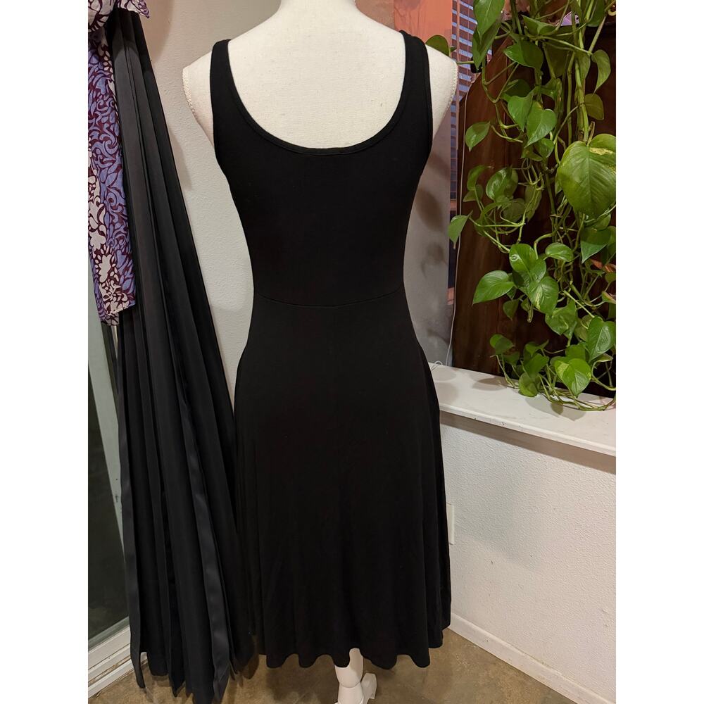 Olivia Rae Black Sleeveless Midi Dress Size M | Fit & Flare | Side Pockets